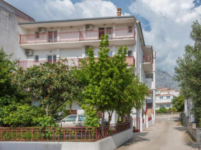 Отель Apartmani Franko  Баска Вода